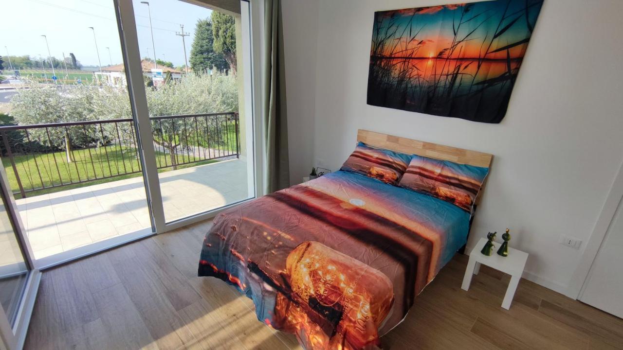 Villa Dolcitalia Tra Gardaland E Le Terme Di Cola Lazise Exterior foto